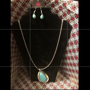 Blue necklace and earring set